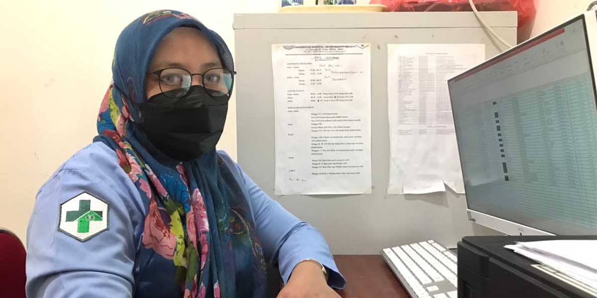 kontrol-pasien-minum-obat-puskemas-timika-bentuk-ibu-kader-malaria